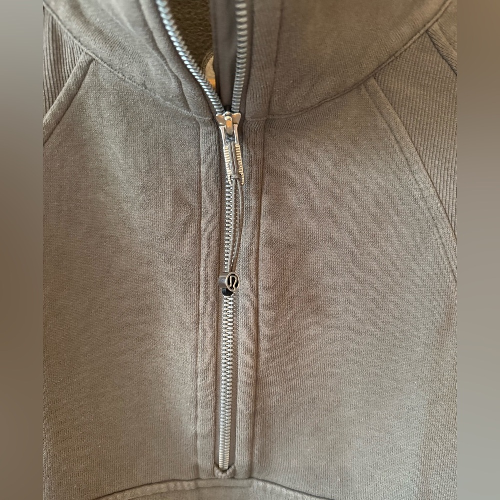 Vintage Lululemon, Size 4 - Picture 2 of 4